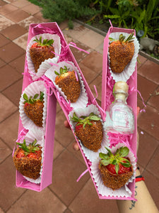 Tamarindo Covered Strawberries w/ Customized Letter